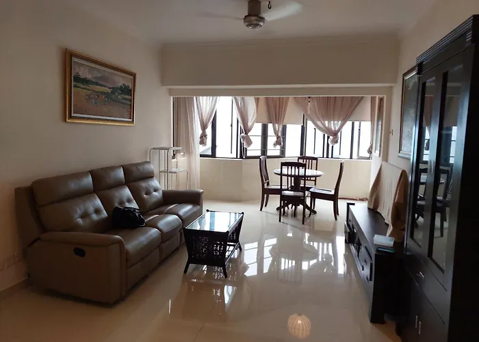 Batu Ferringhi Luxury Seaview Suite - 3Br