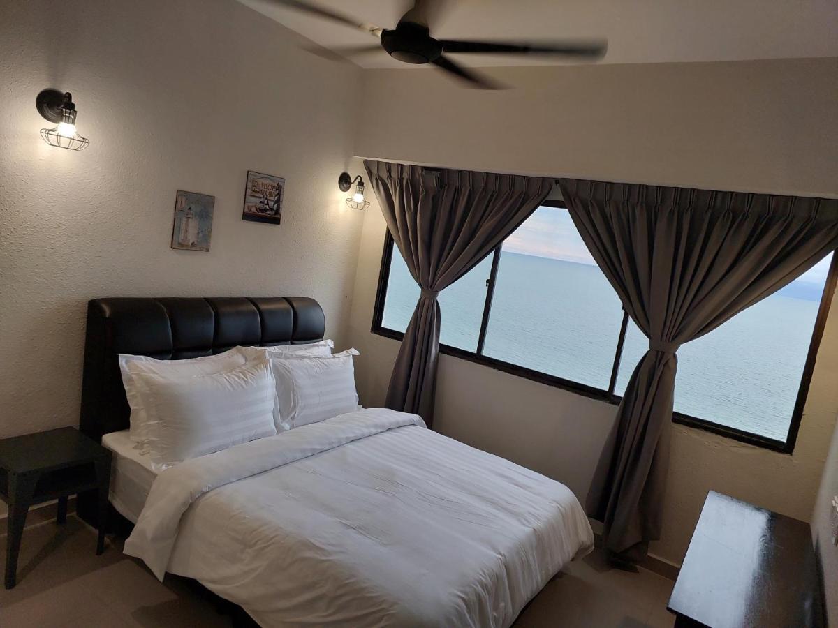 Luxury Seaview - 3br Batu Ferringhi