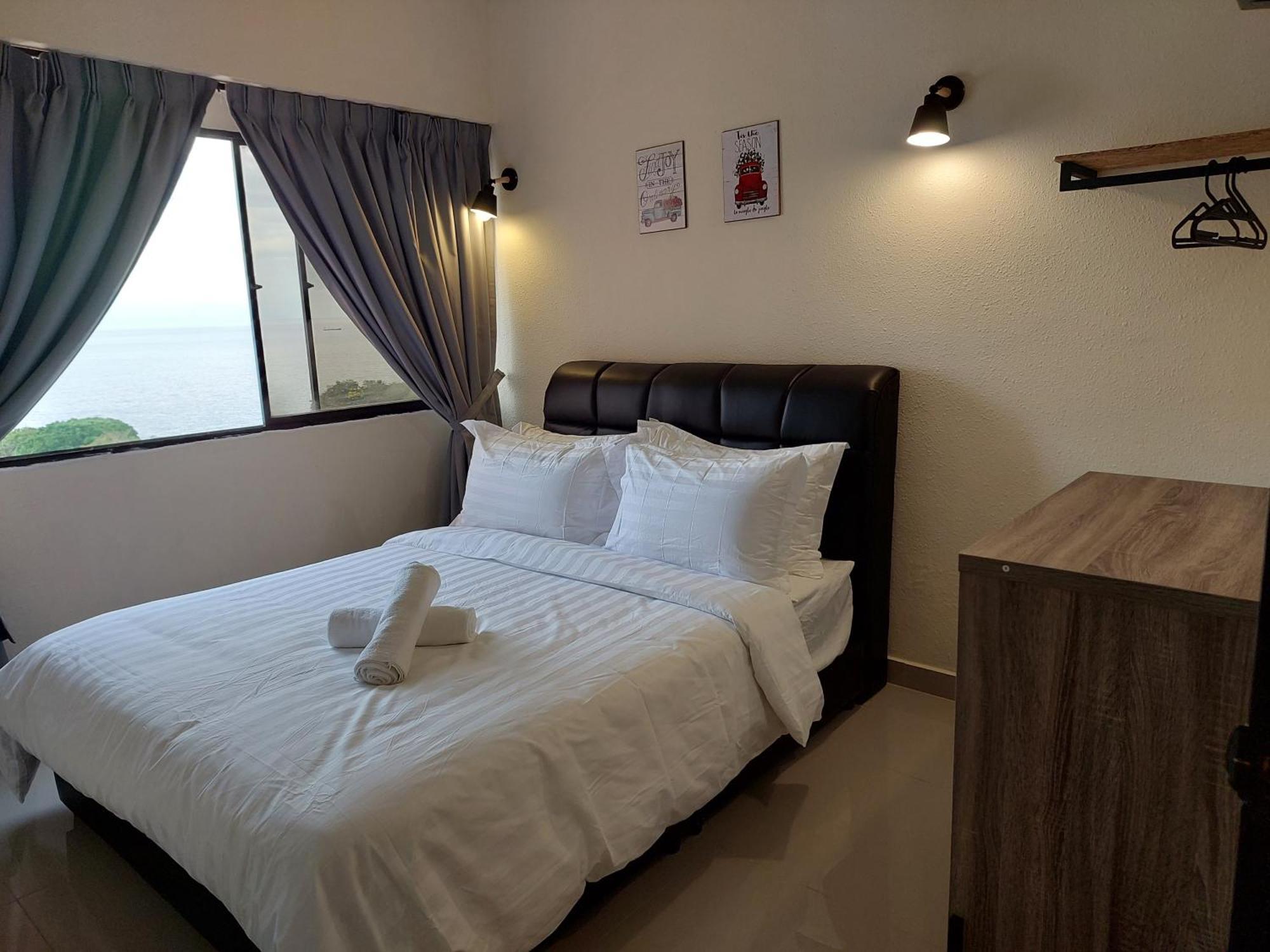 Apartment Luxury Seaview - 3br